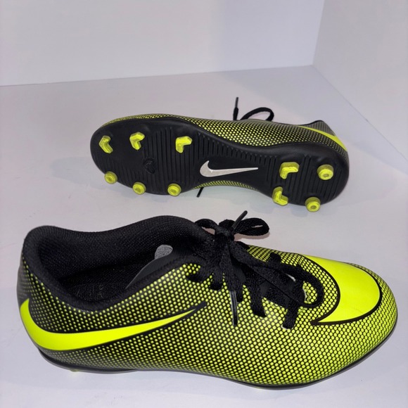 Nike Other - Nike Bravata FG Soccer‎ Cleats Neon Volt Green Yellow Black Youth 4
